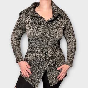 GAP BLACK WHITE BELTED CARDIGAN RIBBED CUFFS POCKETS COZY LARGE